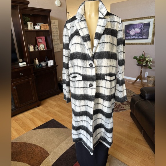 Boutique black & white wool & polyester coat w/pockets-size M - Picture 1 of 10